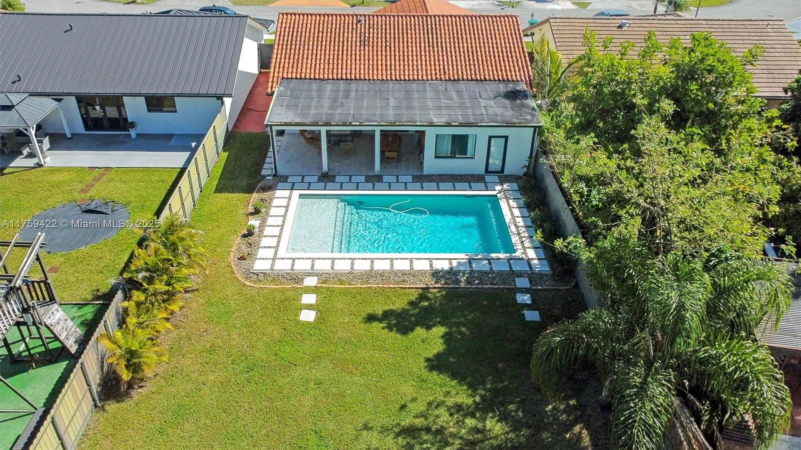 Real estate property located at 10106 144th Ave, Miami-dade, Munne Sub 1st Addn, Miami, FL