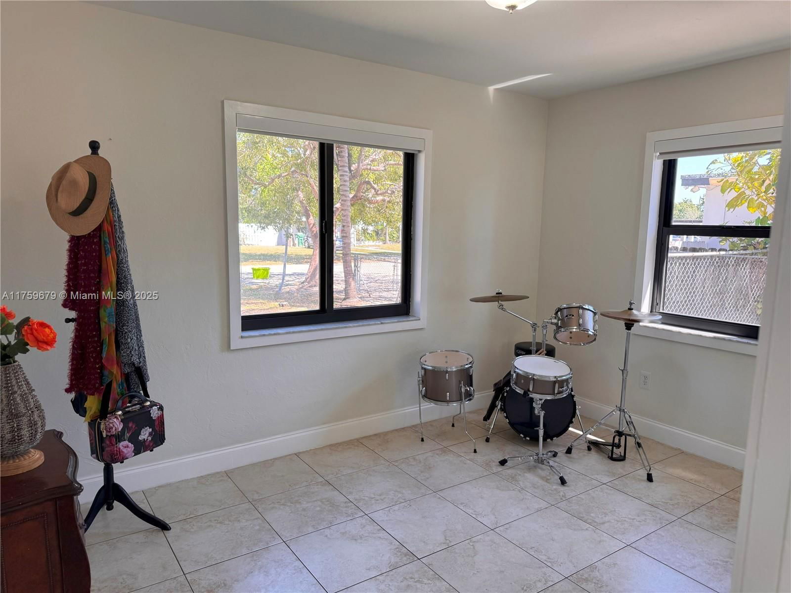 Real estate property located at 740 Superior St, Miami-dade, Opa Locka Pl No 3, Opa-Locka, FL