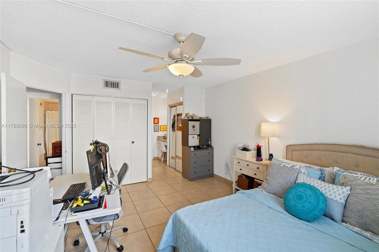 Real estate property located at 2780 183rd St #807, Miami-dade, Commodore Plaza Condo, Aventura, FL