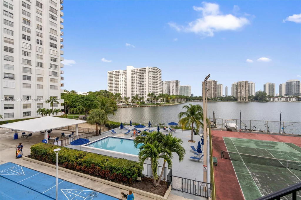 Real estate property located at 2780 183rd St #807, Miami-dade, Commodore Plaza Condo, Aventura, FL