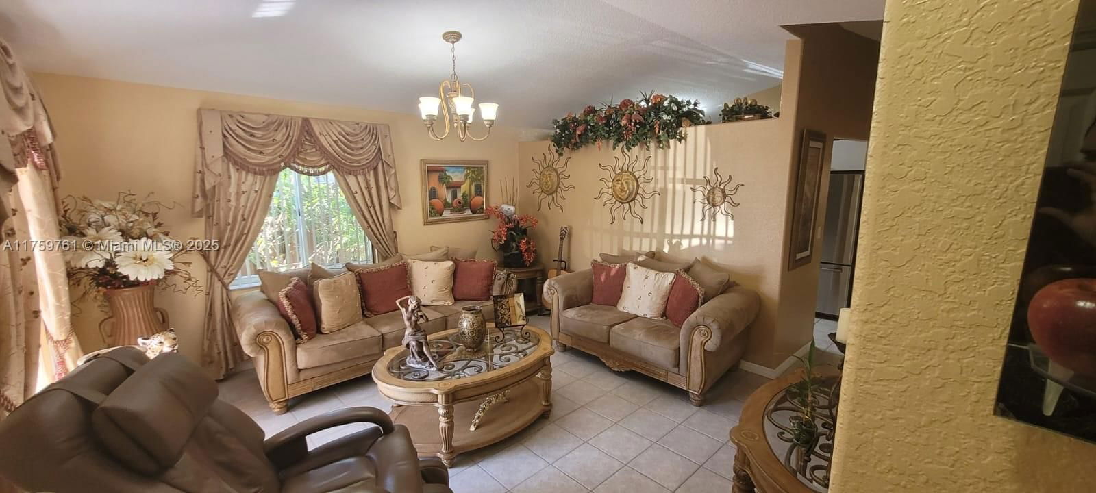 Real estate property located at 9839 128th Ln, Miami-dade, Golden Eagle Estates Sec, Hialeah Gardens, FL