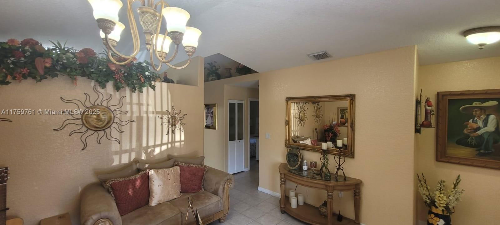 Real estate property located at 9839 128th Ln, Miami-dade, Golden Eagle Estates Sec, Hialeah Gardens, FL