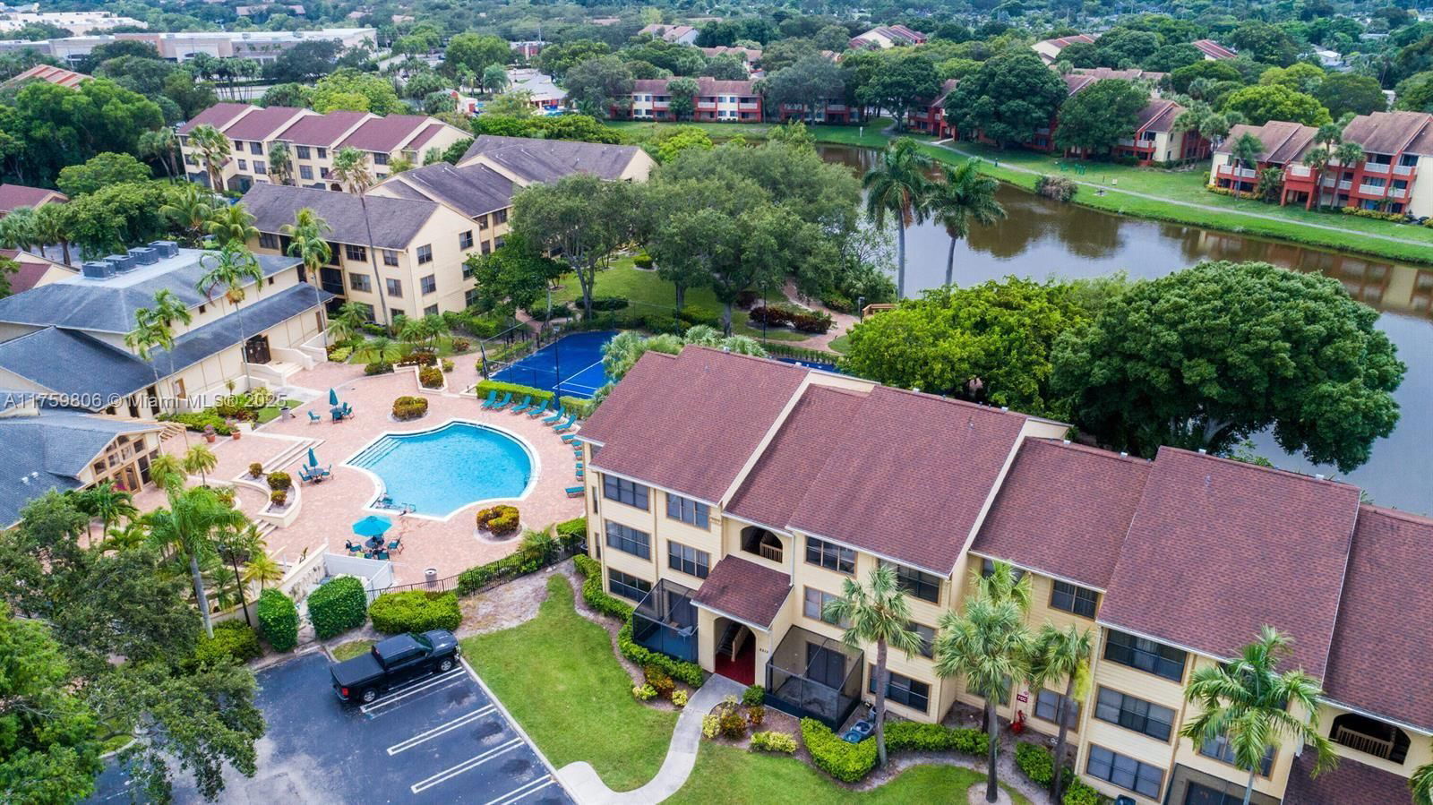 Real estate property located at 2313 Congress Ave #26, Palm Beach, Boynton Landings Condo, Boynton Beach, FL