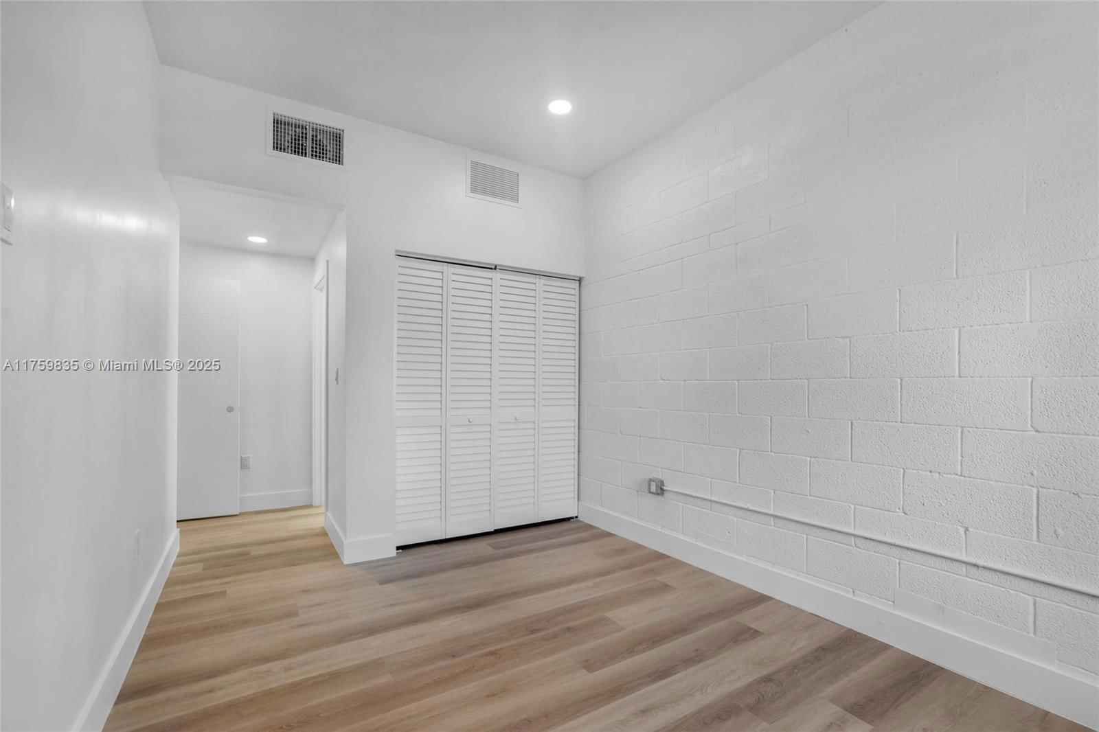 Real estate property located at 3300 19th Ave, Miami-dade, Holleman Manor Addn, Miami, FL