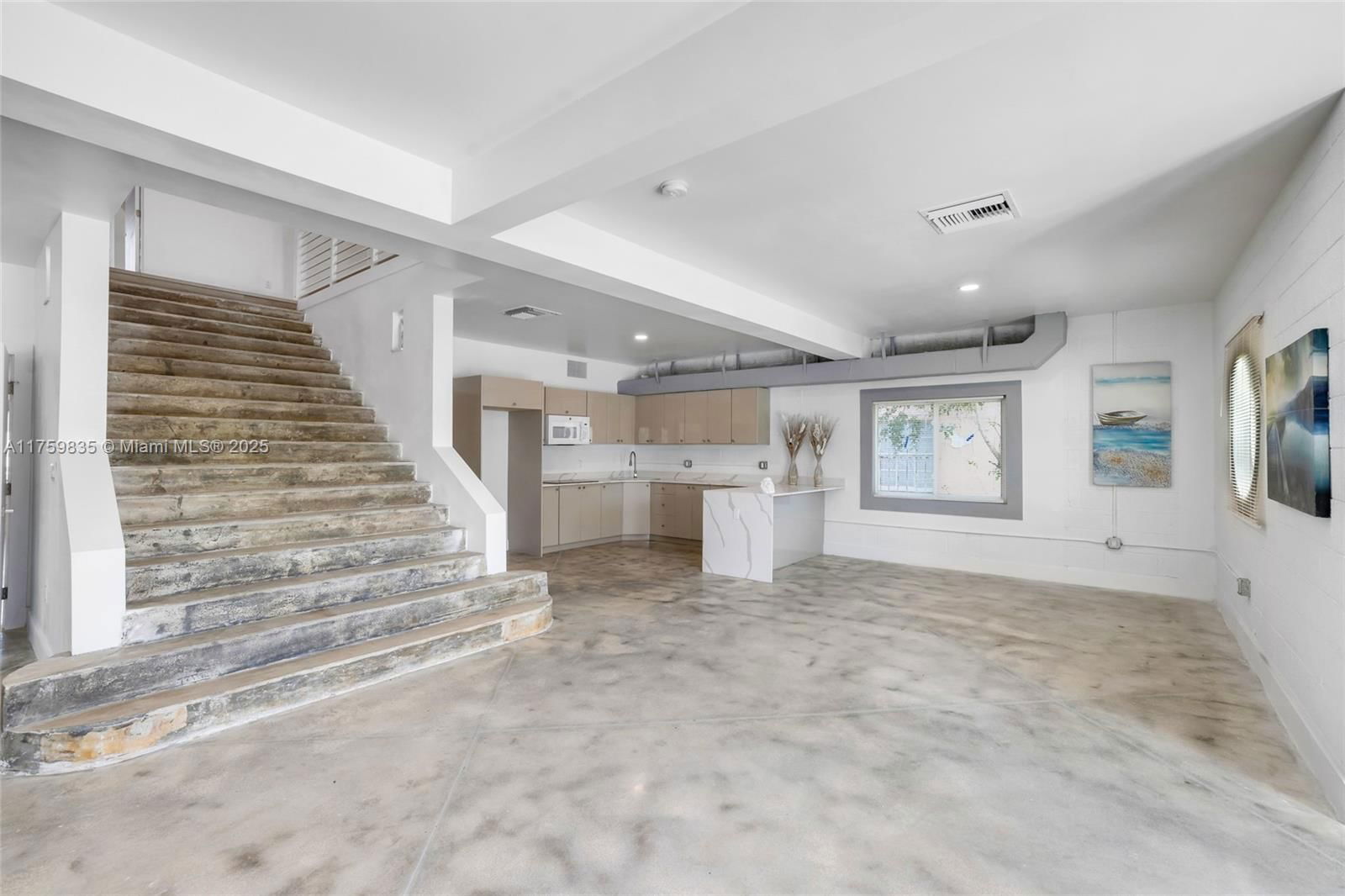 Real estate property located at 3300 19th Ave, Miami-dade, Holleman Manor Addn, Miami, FL
