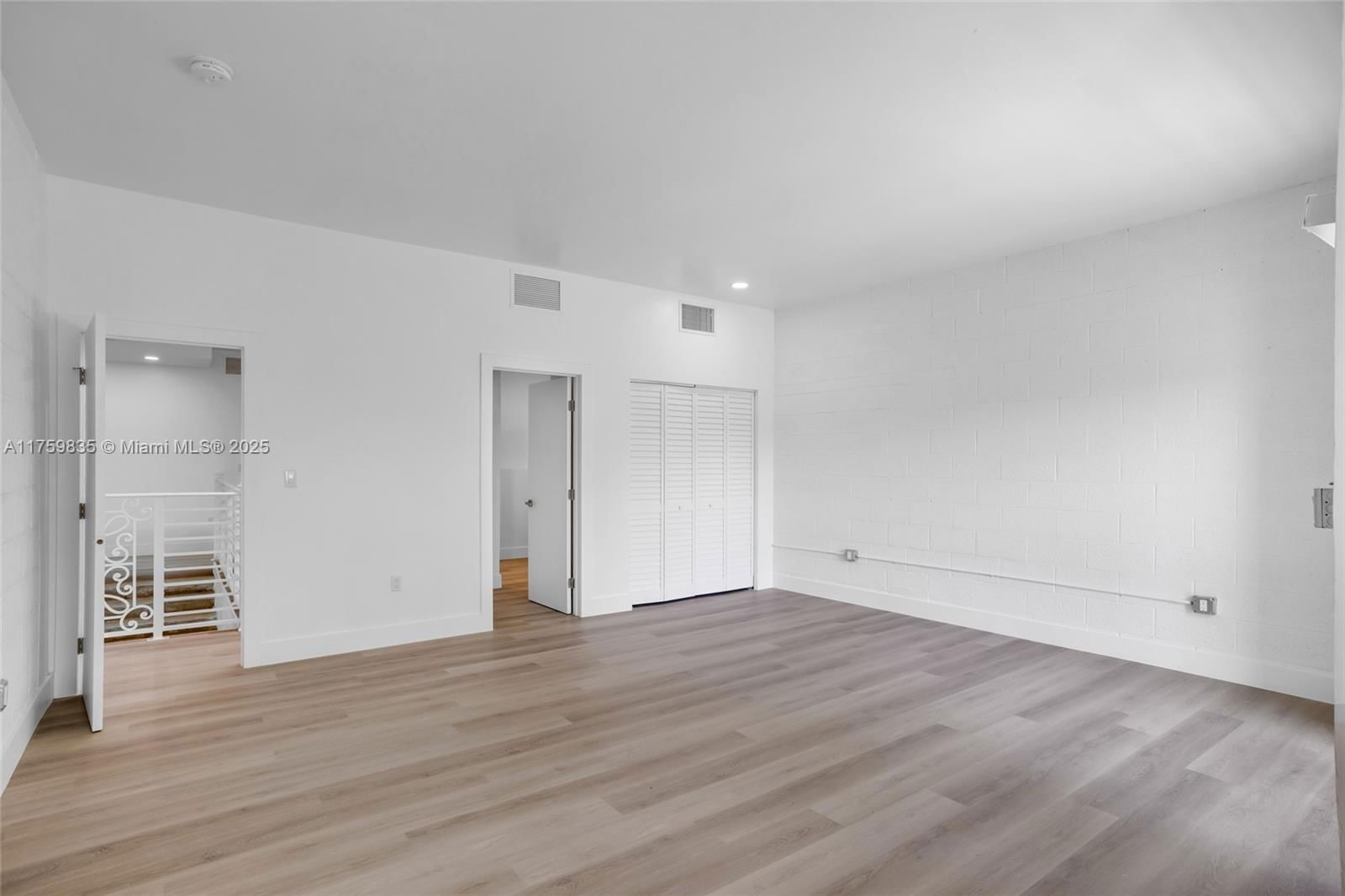 Real estate property located at 3300 19th Ave, Miami-dade, Holleman Manor Addn, Miami, FL