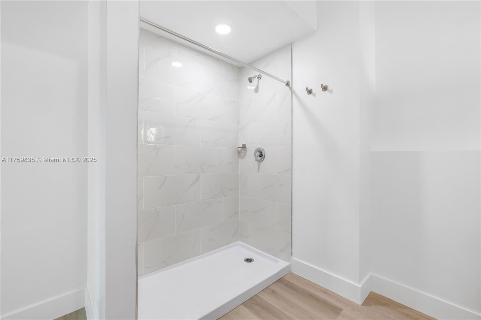 Real estate property located at 3300 19th Ave, Miami-dade, Holleman Manor Addn, Miami, FL