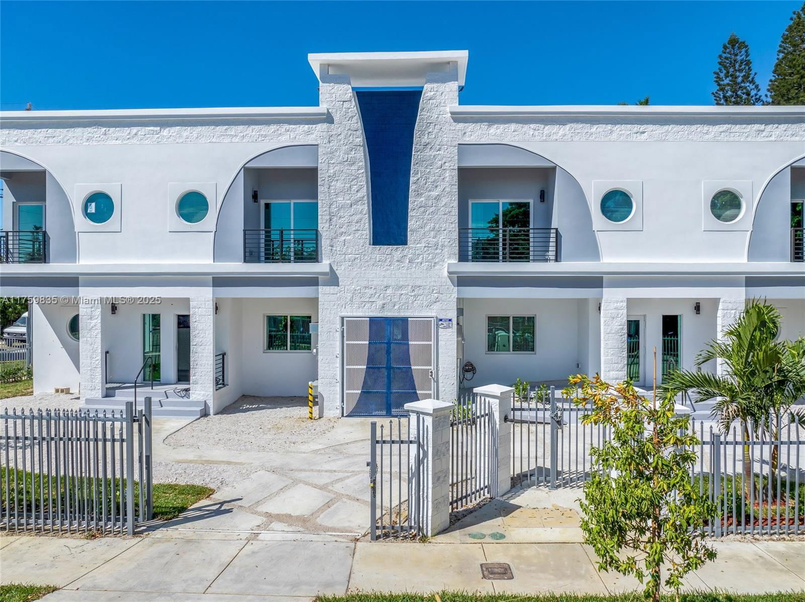 Real estate property located at 3300 19th Ave, Miami-dade, Holleman Manor Addn, Miami, FL
