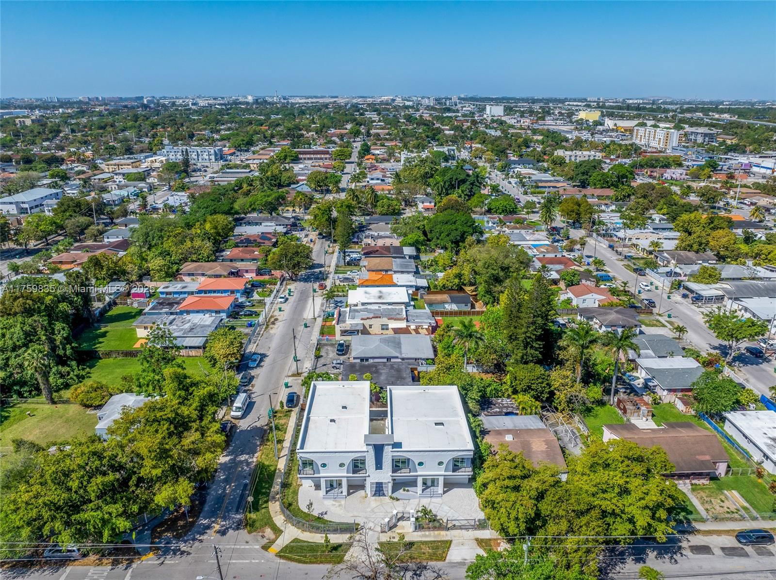 Real estate property located at 3300 19th Ave, Miami-dade, Holleman Manor Addn, Miami, FL