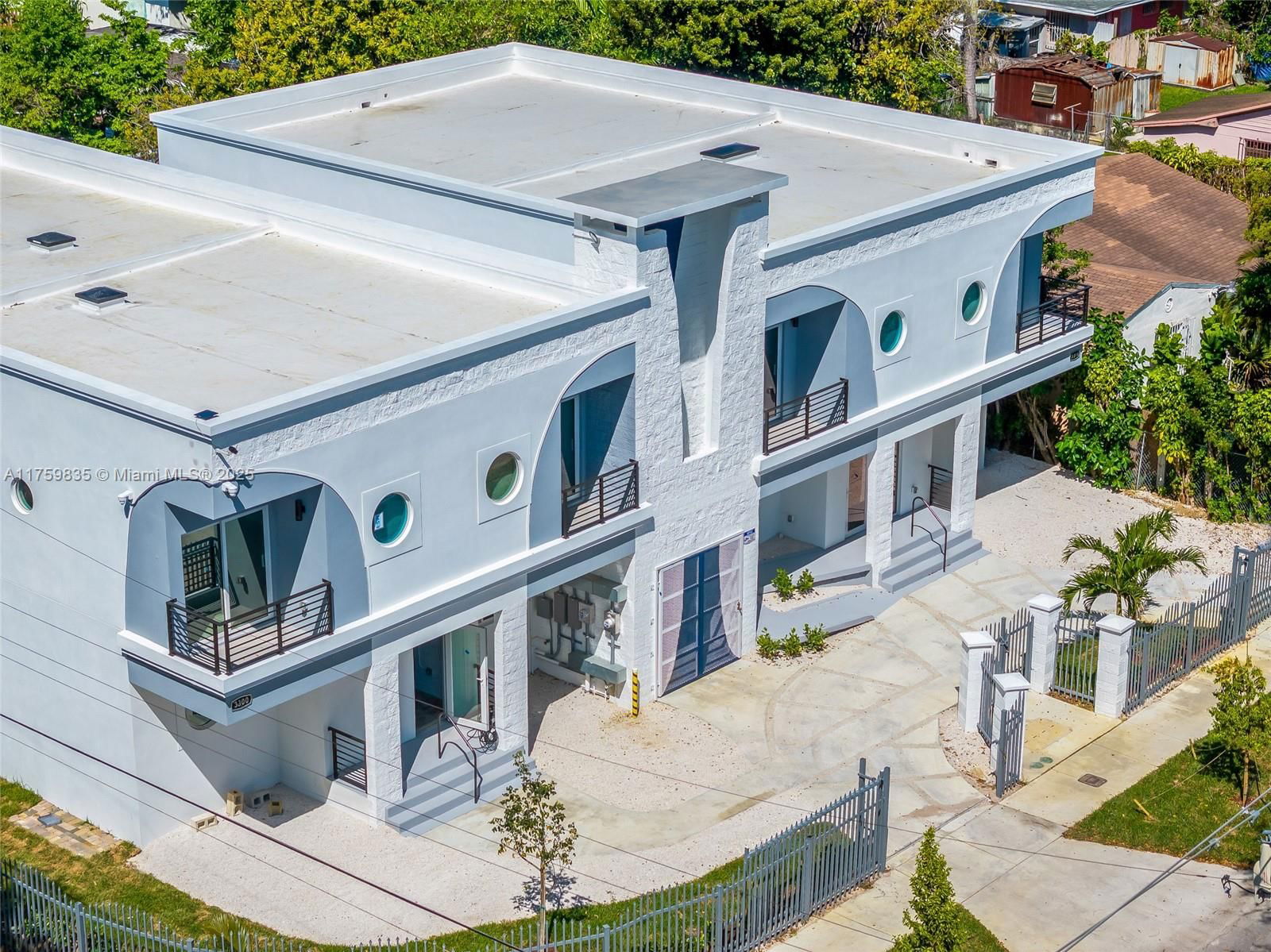 Real estate property located at 3300 19th Ave, Miami-dade, Holleman Manor Addn, Miami, FL