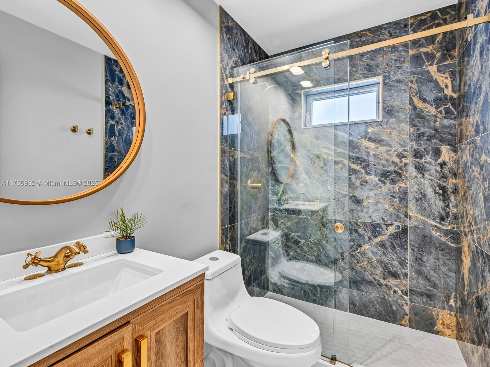 Real estate property located at 1363 Seagrape Cir, Broward, Country Isles Garden Home, Weston, FL