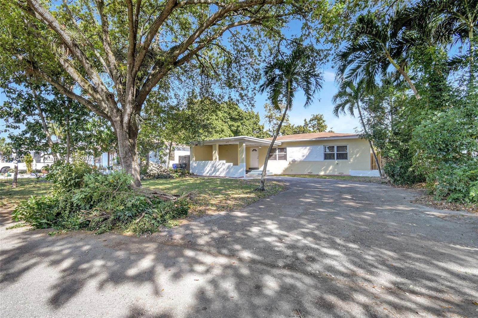 Real estate property located at 6433 Wiley St, Broward, Hollywood Heights Estates, Hollywood, FL