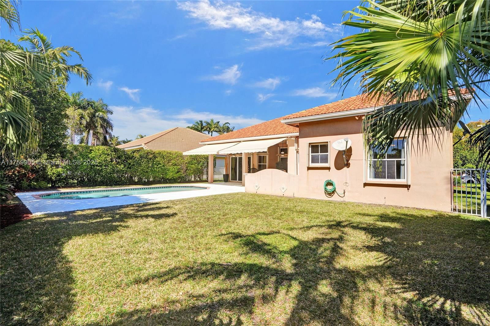 Real estate property located at 1436 Blue Jay Cir, Broward, Groves Ii, Weston, FL
