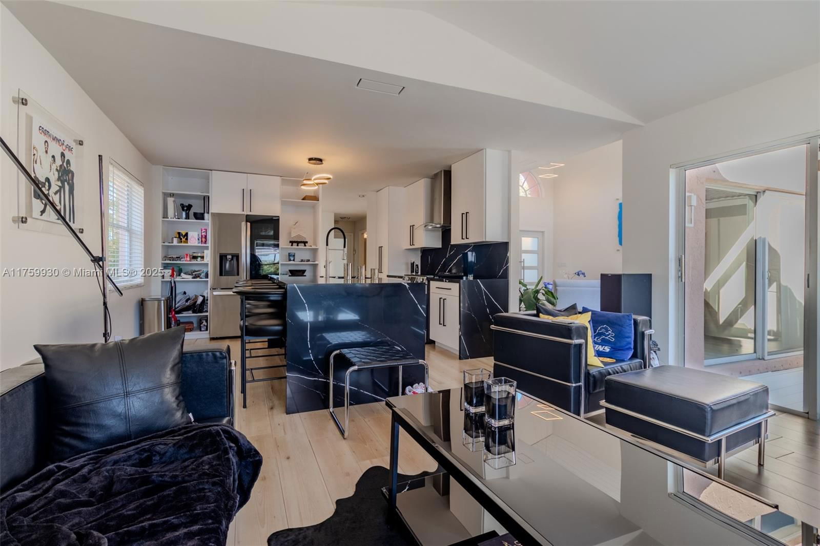 Real estate property located at 18098 30th Ct, Broward, Silver Lakes Phase Iii, Miramar, FL