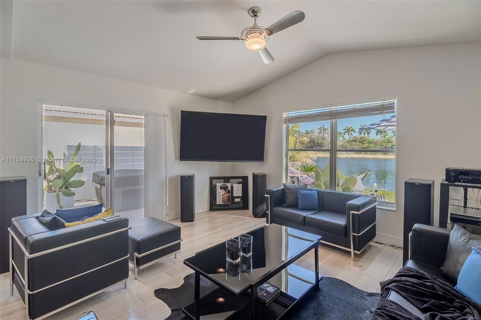 Real estate property located at 18098 30th Ct, Broward, Silver Lakes Phase Iii, Miramar, FL