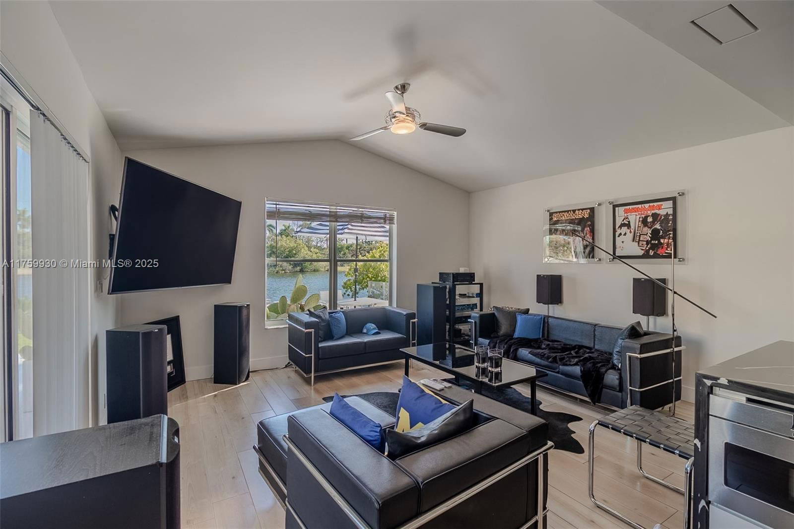 Real estate property located at 18098 30th Ct, Broward, Silver Lakes Phase Iii, Miramar, FL
