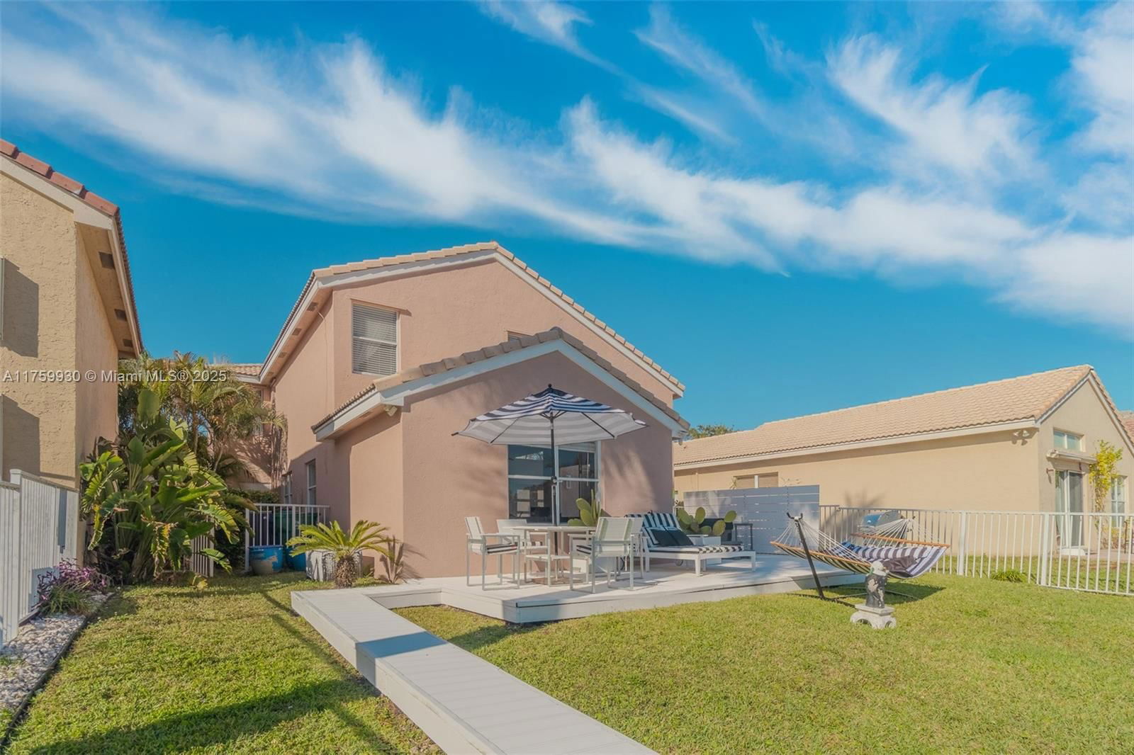 Real estate property located at 18098 30th Ct, Broward, Silver Lakes Phase Iii, Miramar, FL