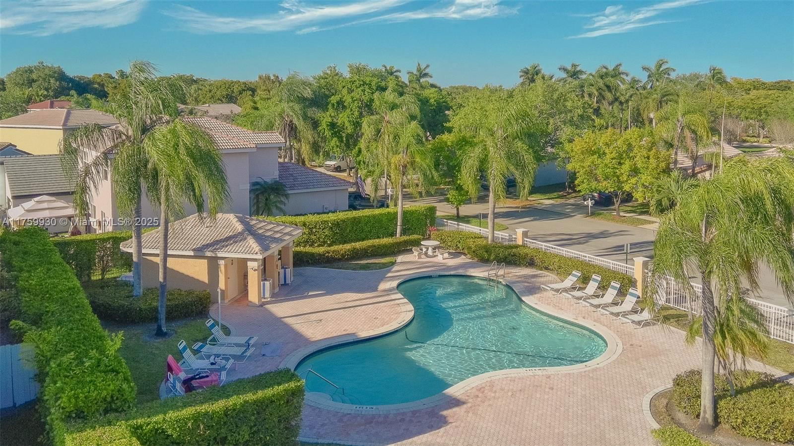 Real estate property located at 18098 30th Ct, Broward, Silver Lakes Phase Iii, Miramar, FL