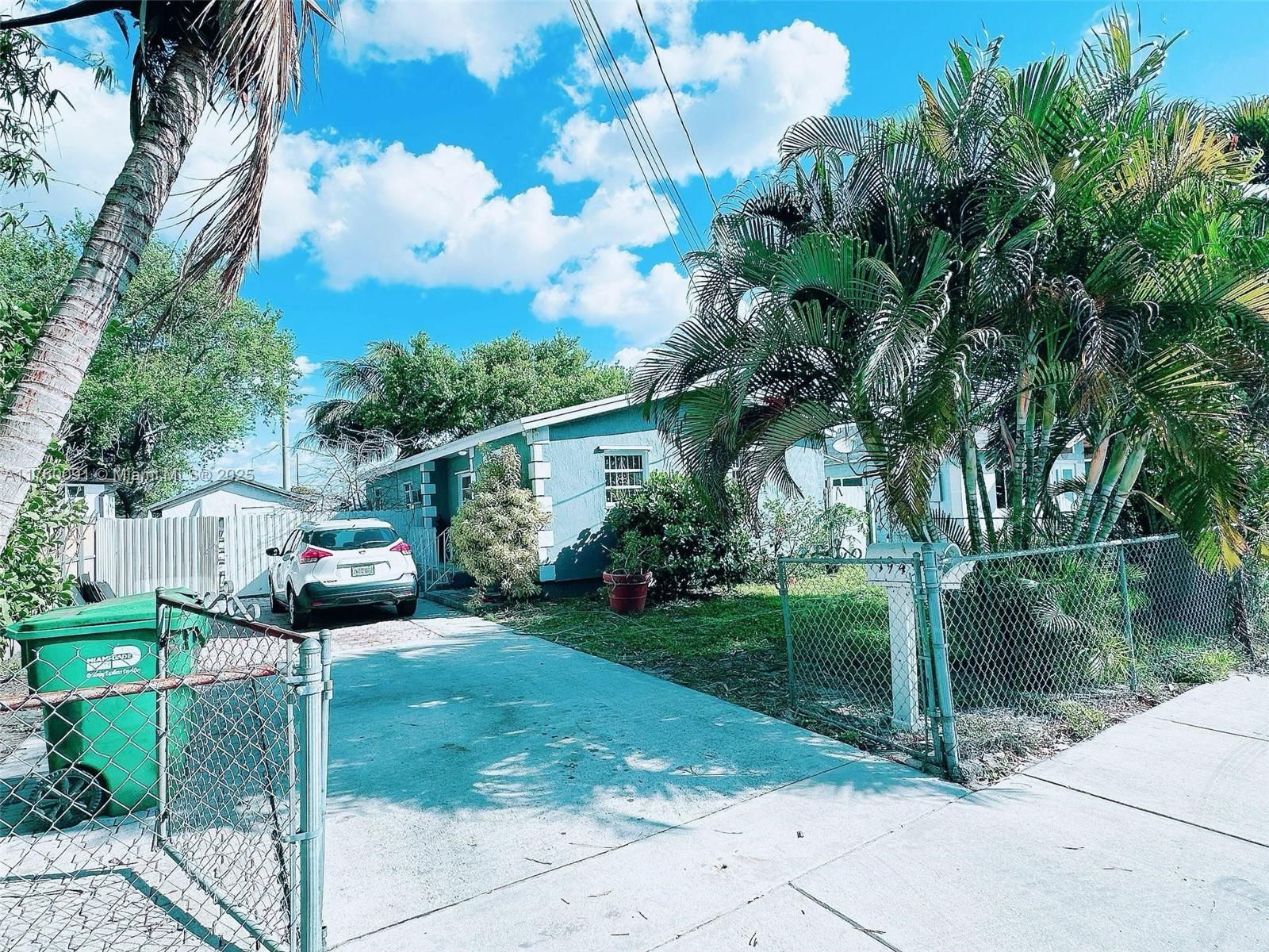 Real estate property located at 1945 155th St, Miami-dade, 1st Addn To Magnolia Sub, Miami Gardens, FL