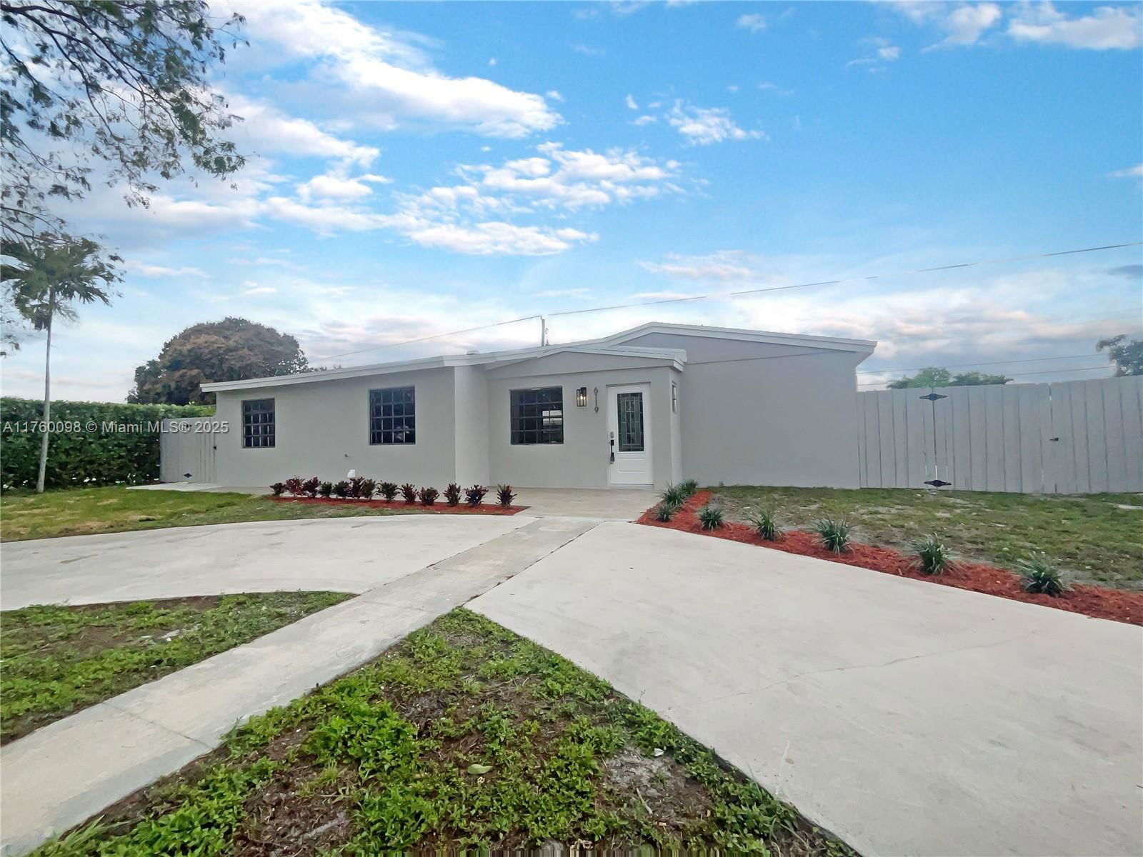 Real estate property located at 6119 14th Ln, Miami-dade, Westhaven Hgts 4th Addn, Hialeah, FL