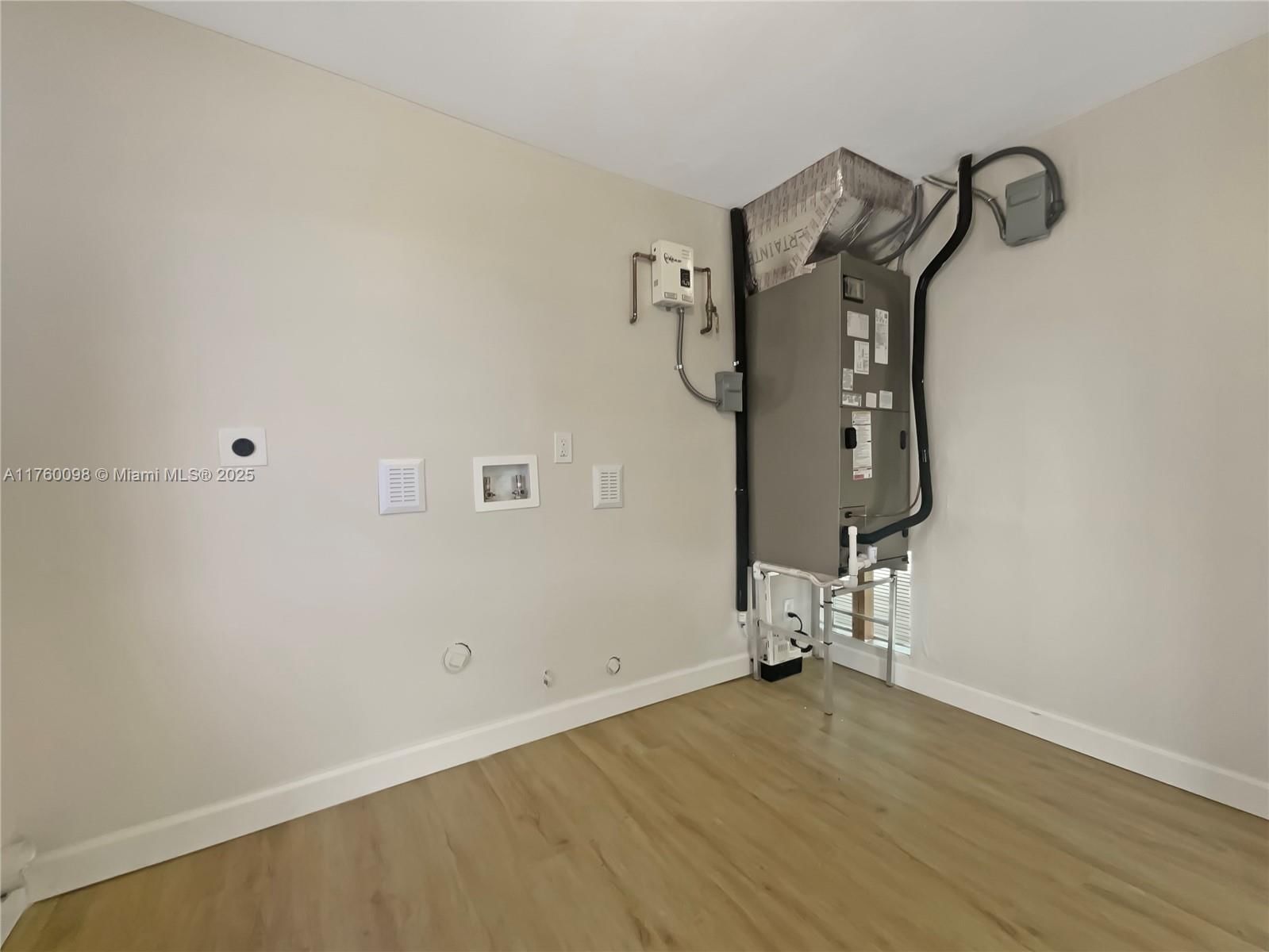 Real estate property located at 6119 14th Ln, Miami-dade, Westhaven Hgts 4th Addn, Hialeah, FL
