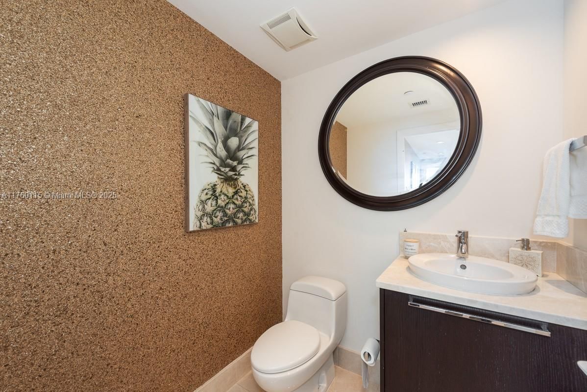 Real estate property located at 17121 Collins Ave #904, Miami-dade, Jade Ocean Condo, Sunny Isles Beach, FL