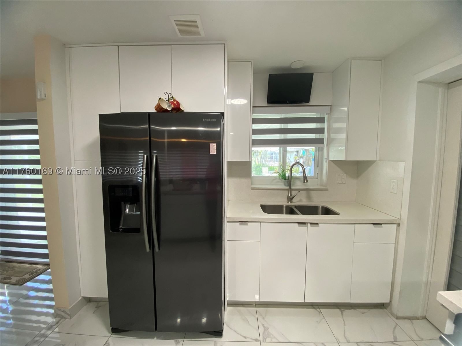 Real estate property located at 4410 174th Dr, Miami-dade, Carol City 1 St Addn, Miami Gardens, FL