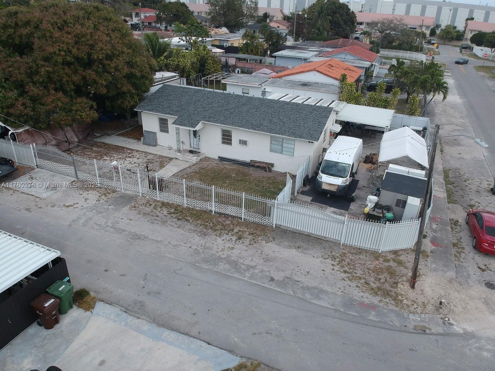 Real estate property located at 685 8th Ct, Miami-dade, Rose Sub, Hialeah, FL