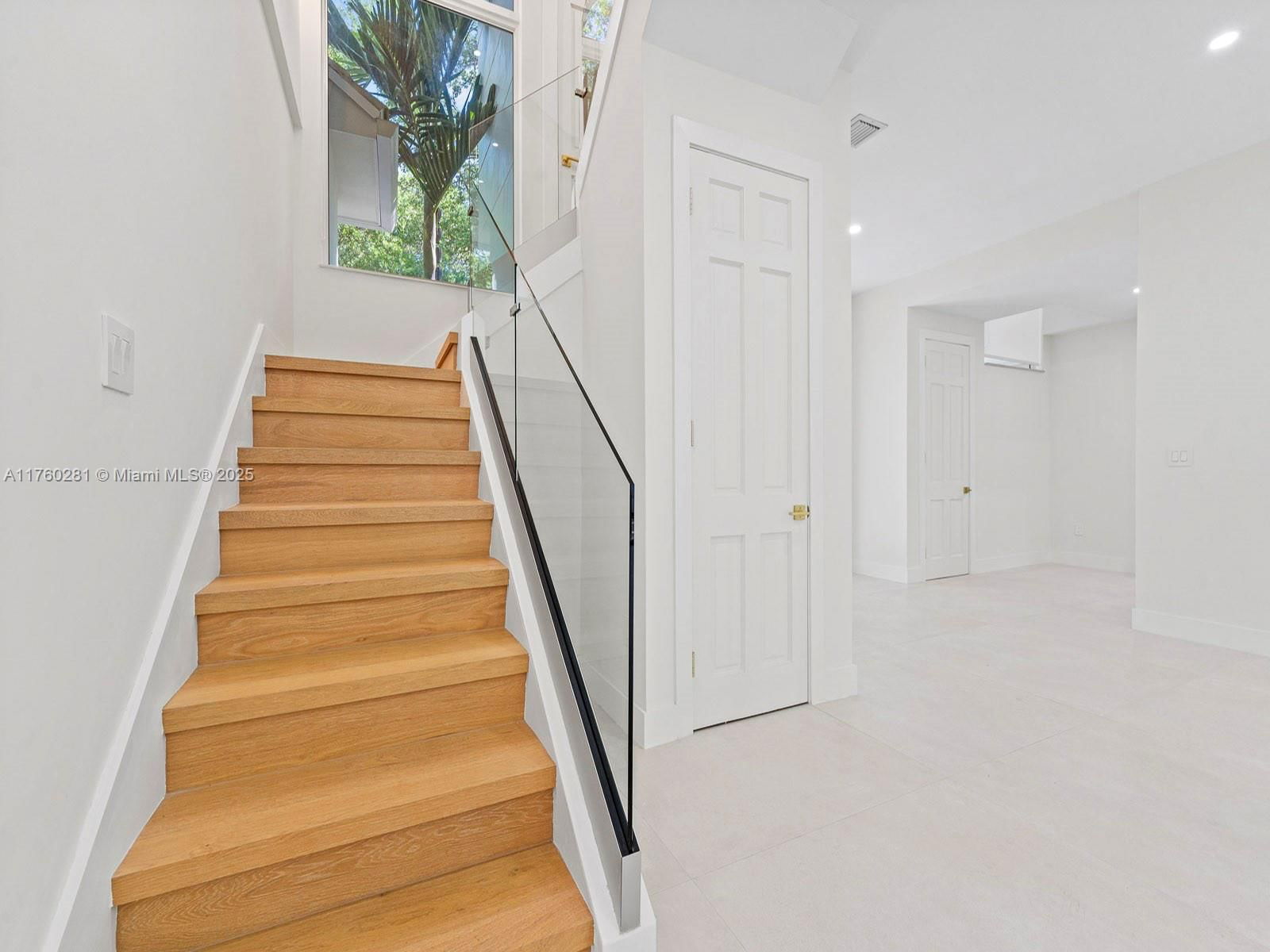 Real estate property located at 7226 146th St Cir, Miami-dade, Cutler Oaks, Palmetto Bay, FL