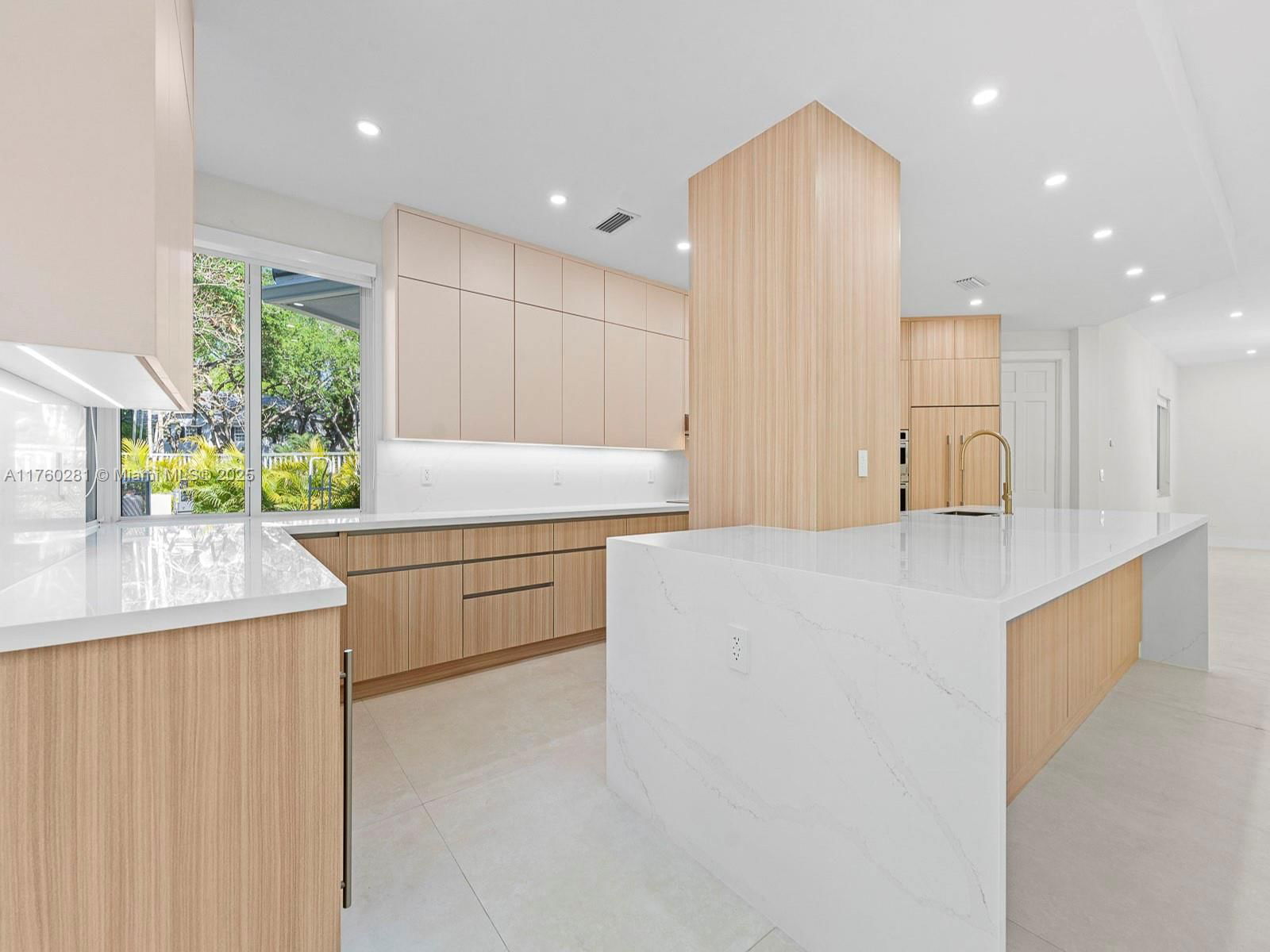Real estate property located at 7226 146th St Cir, Miami-dade, Cutler Oaks, Palmetto Bay, FL