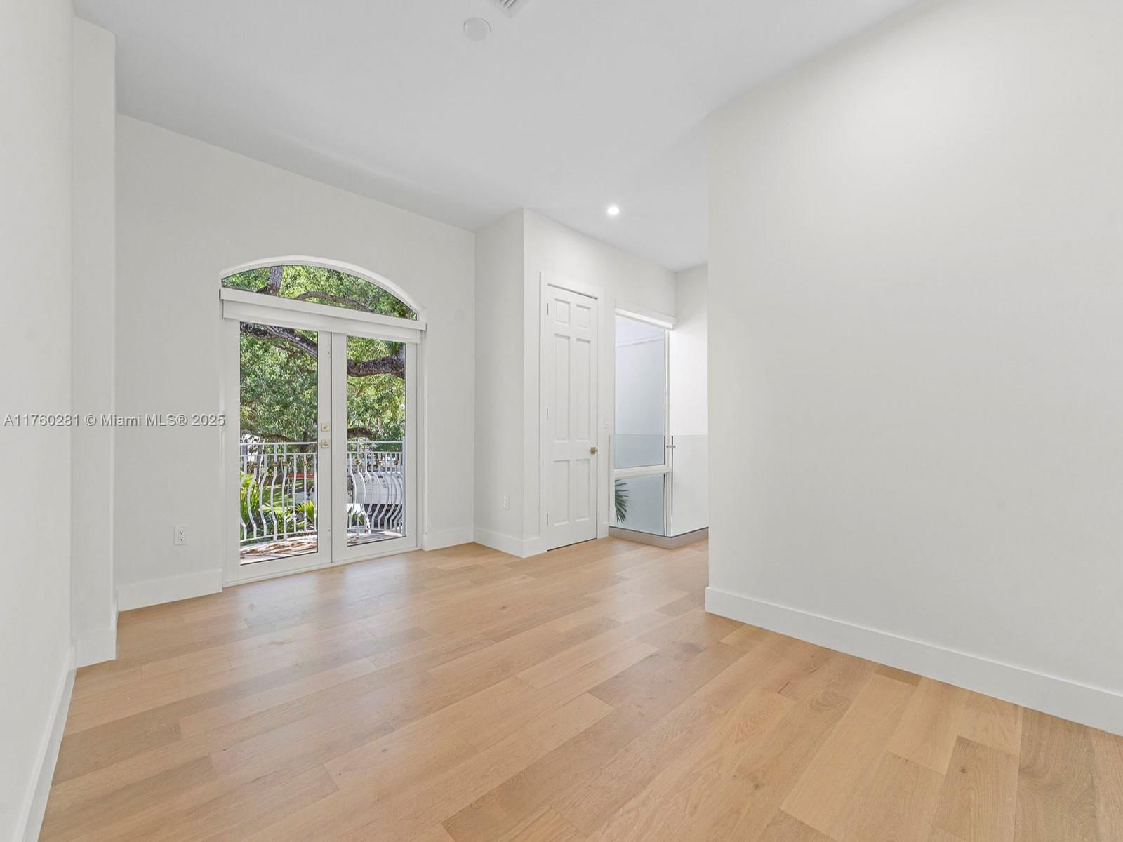 Real estate property located at 7226 146th St Cir, Miami-dade, Cutler Oaks, Palmetto Bay, FL