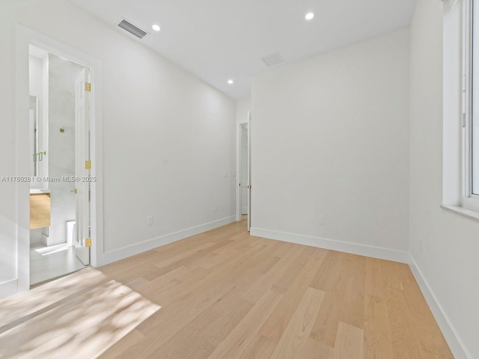 Real estate property located at 7226 146th St Cir, Miami-dade, Cutler Oaks, Palmetto Bay, FL