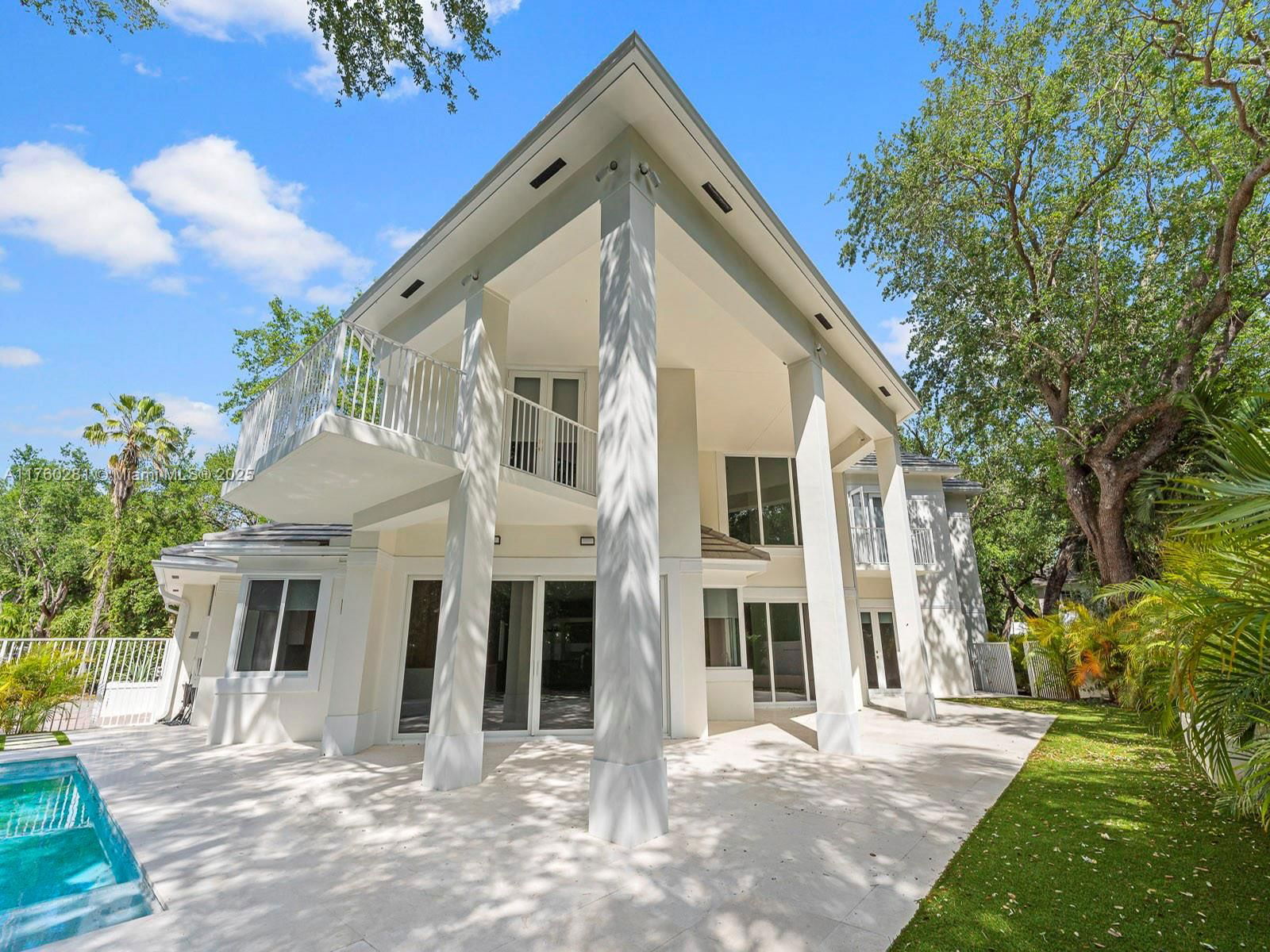 Real estate property located at 7226 146th St Cir, Miami-dade, Cutler Oaks, Palmetto Bay, FL