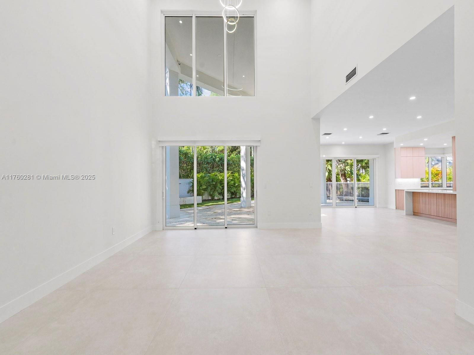 Real estate property located at 7226 146th St Cir, Miami-dade, Cutler Oaks, Palmetto Bay, FL