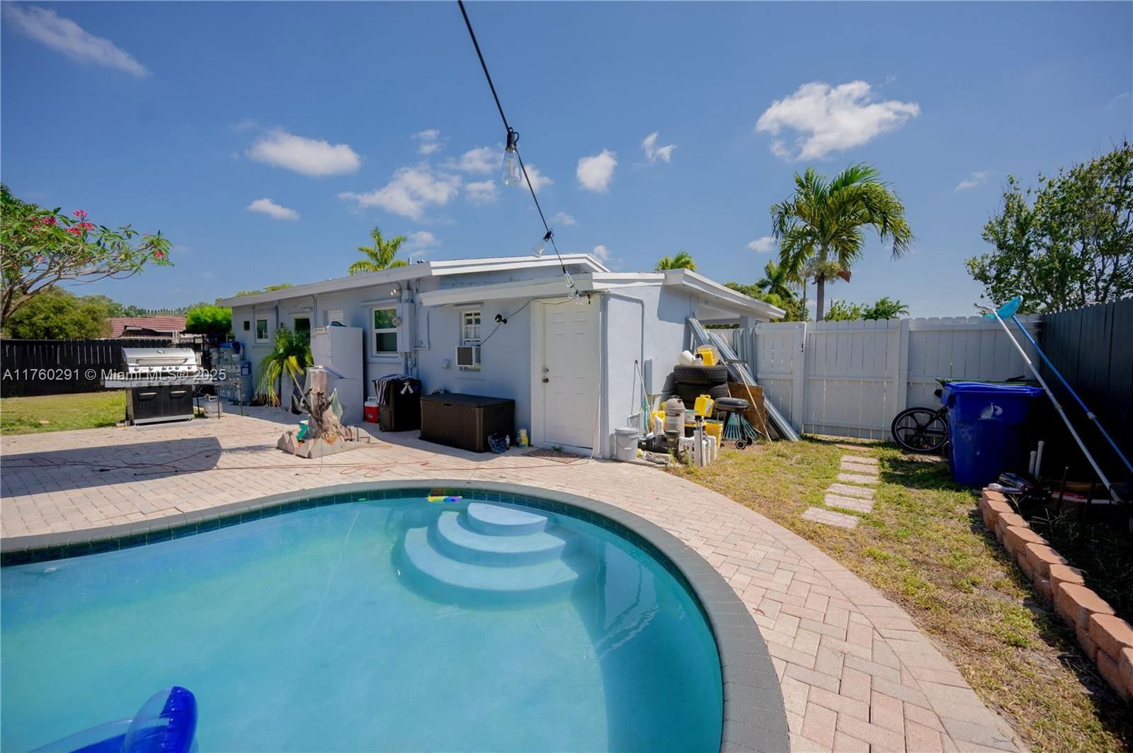 Real estate property located at 1301 45th St, Broward, Twin Lakes Resub Of Blks, Fort Lauderdale, FL