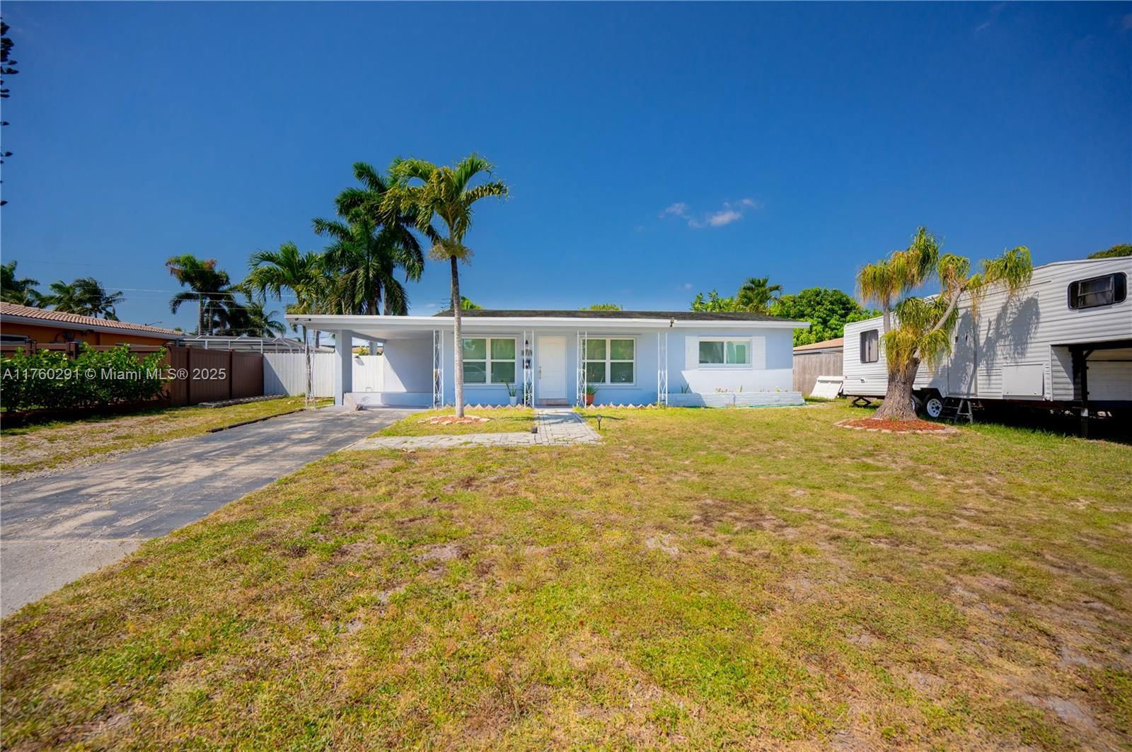 Real estate property located at 1301 45th St, Broward, Twin Lakes Resub Of Blks, Fort Lauderdale, FL