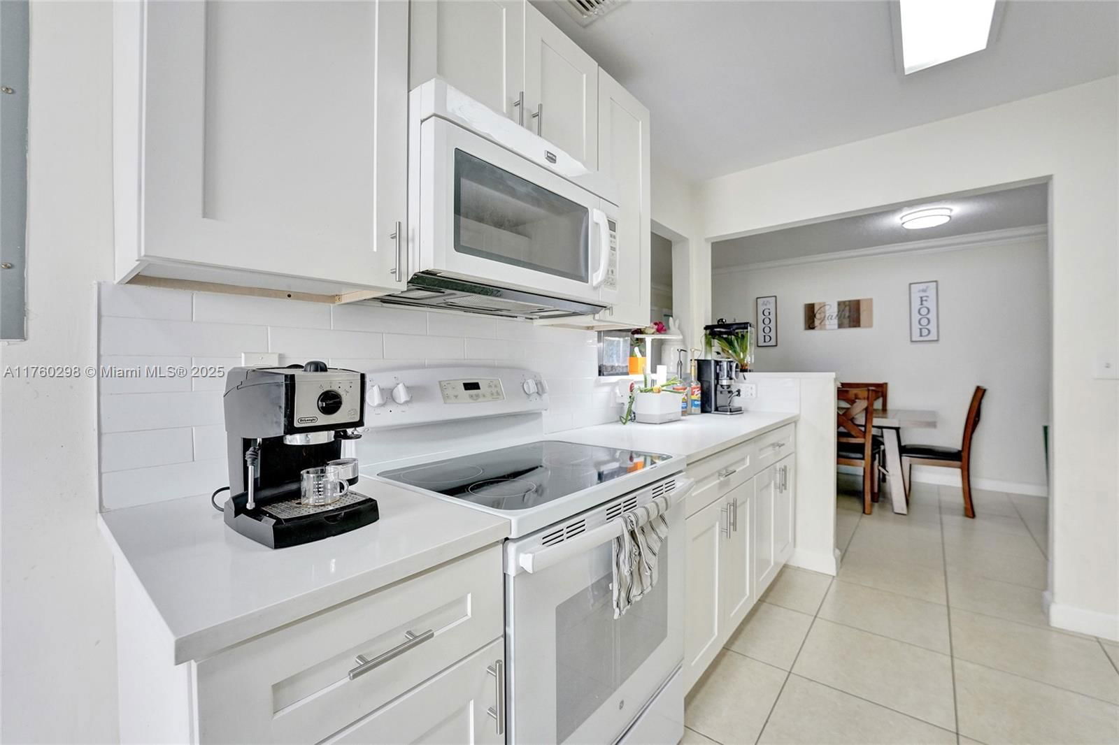 Real estate property located at 6003 68th Ter, Broward, Mainlands Of Tamarac Lake, Tamarac, FL