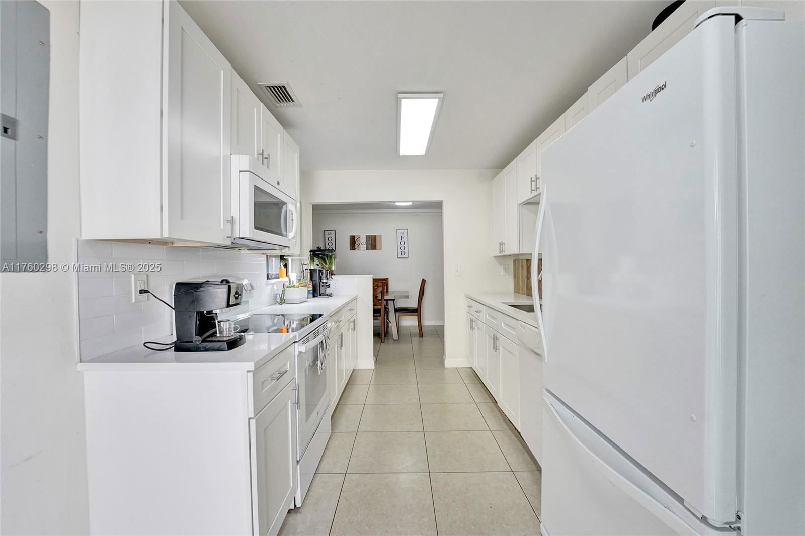 Real estate property located at 6003 68th Ter, Broward, Mainlands Of Tamarac Lake, Tamarac, FL