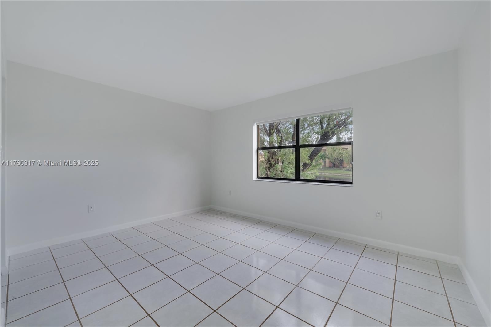 Real estate property located at , Miami-dade, Terranova Condo #8, Miami, FL