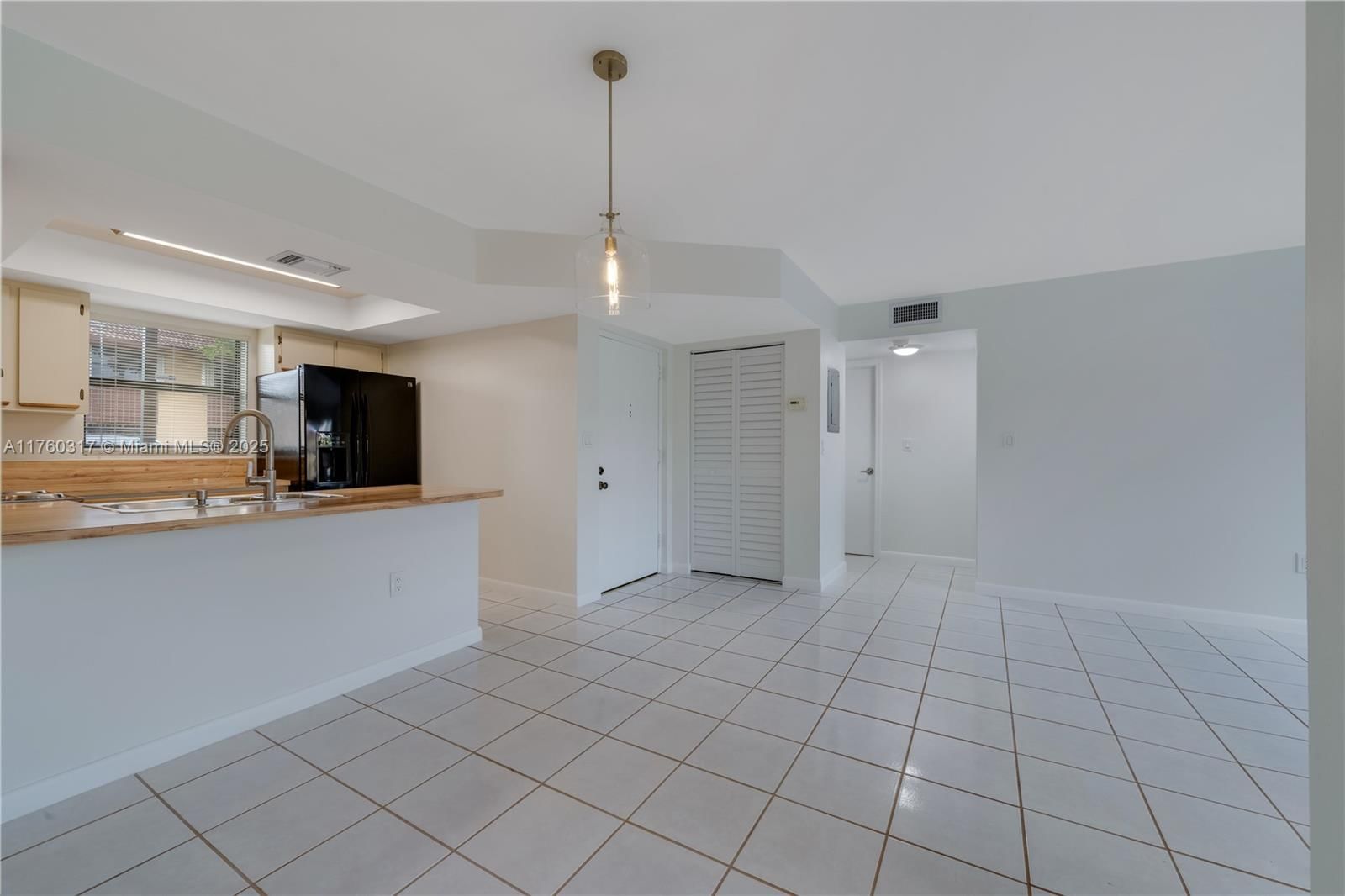 Real estate property located at , Miami-dade, Terranova Condo #8, Miami, FL