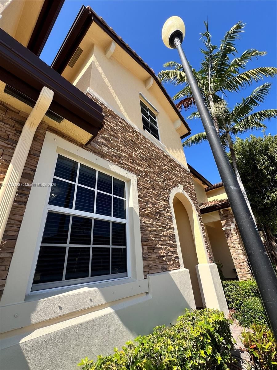 Real estate property located at 9031 227th St #2, Miami-dade, Lakes By The Bay Eve Repl, Cutler Bay, FL