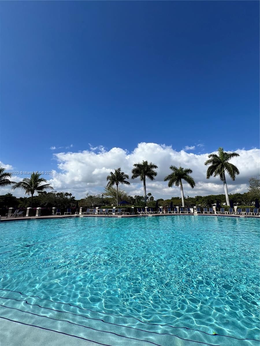 Real estate property located at 9031 227th St #2, Miami-dade, Lakes By The Bay Eve Repl, Cutler Bay, FL