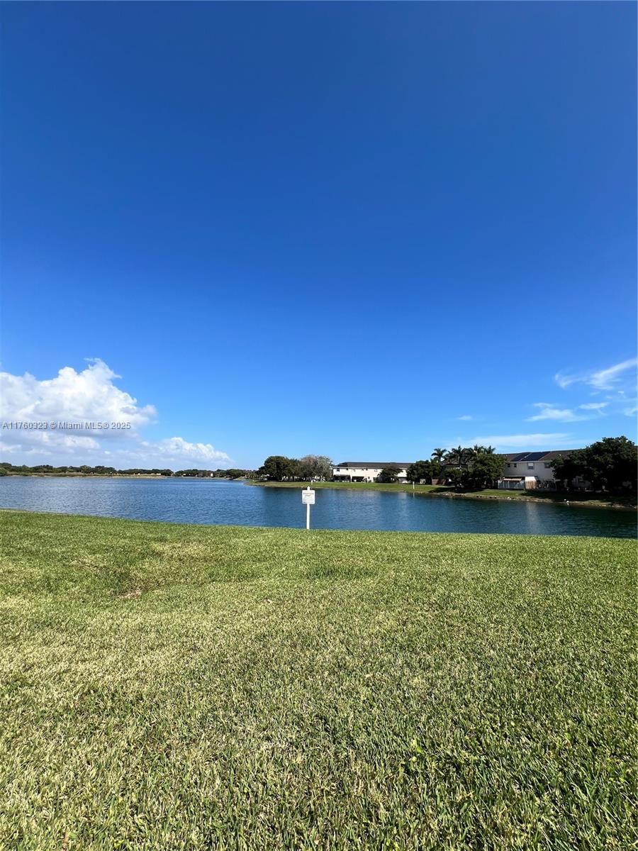 Real estate property located at 9031 227th St #2, Miami-dade, Lakes By The Bay Eve Repl, Cutler Bay, FL