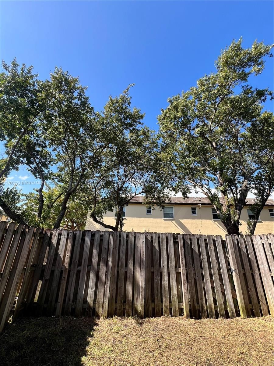 Real estate property located at 9031 227th St #2, Miami-dade, Lakes By The Bay Eve Repl, Cutler Bay, FL