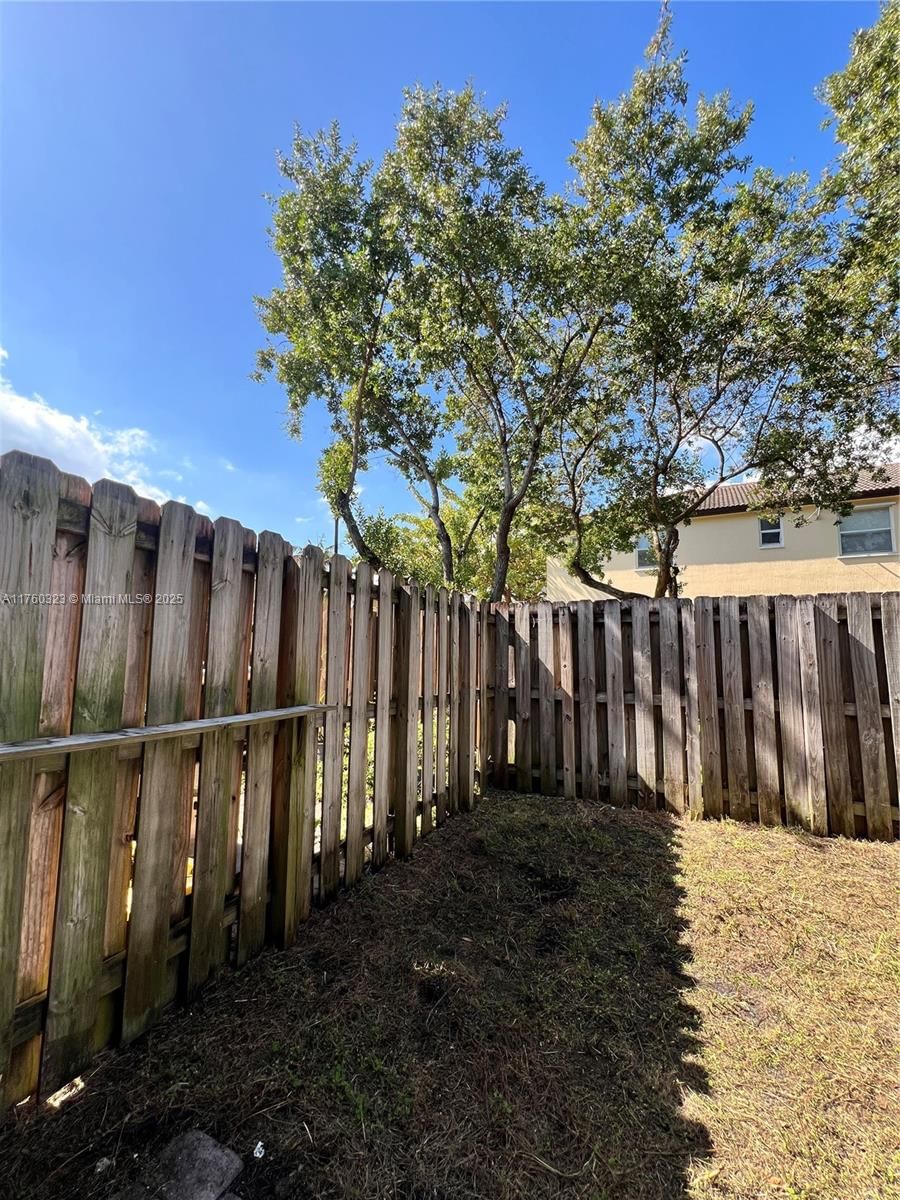 Real estate property located at 9031 227th St #2, Miami-dade, Lakes By The Bay Eve Repl, Cutler Bay, FL