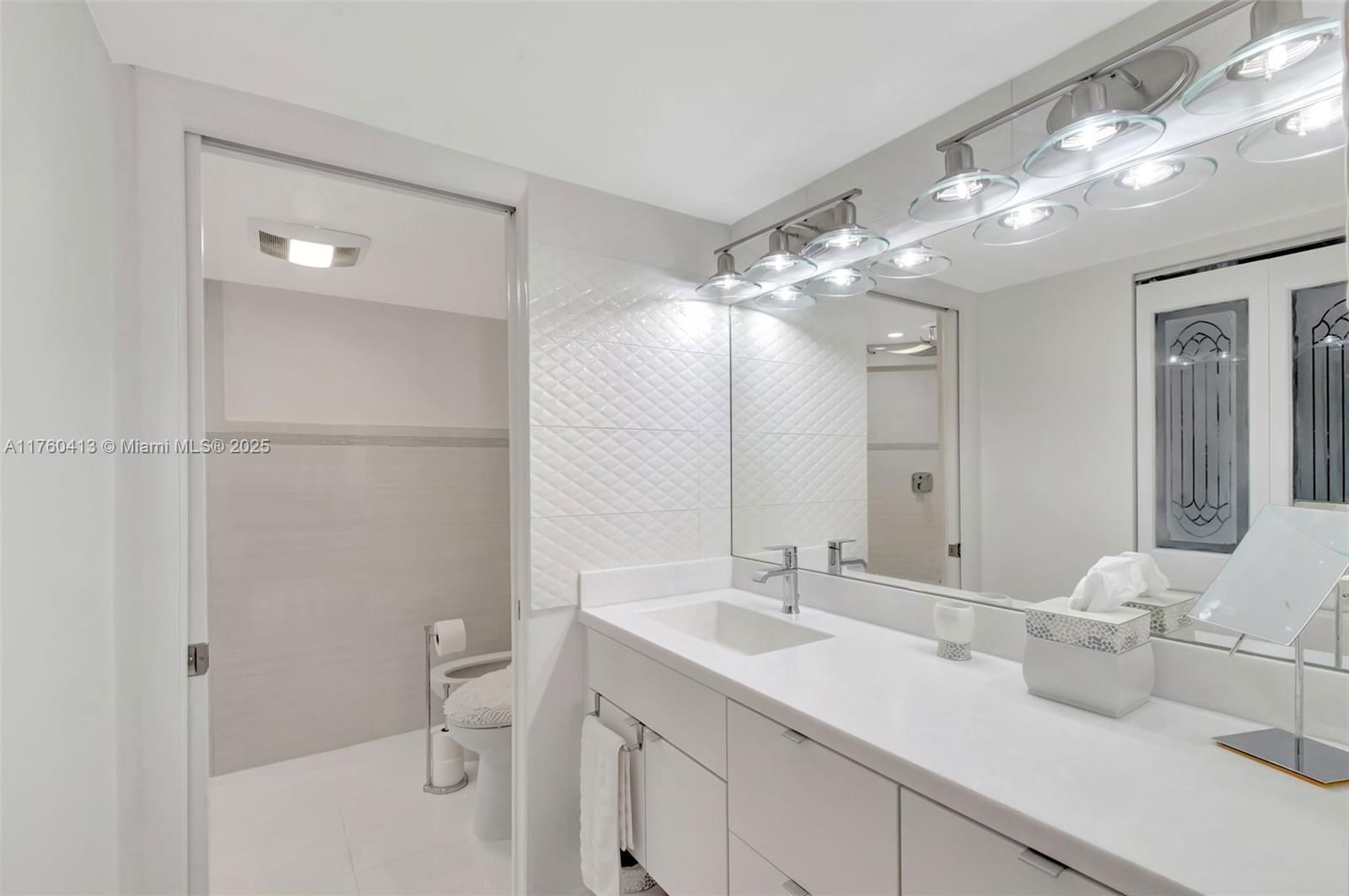Real estate property located at 1925 Brickell Ave D901, Miami-dade, Brickell Place Phase Ii C, Miami, FL