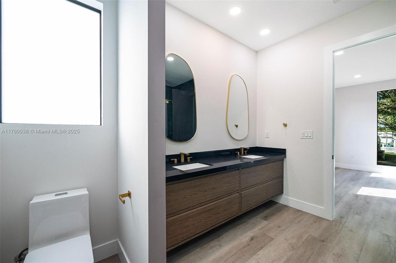 Real estate property located at 533 52nd St #533, Miami-dade, Railway Shops Addn 2nd Am, Miami, FL