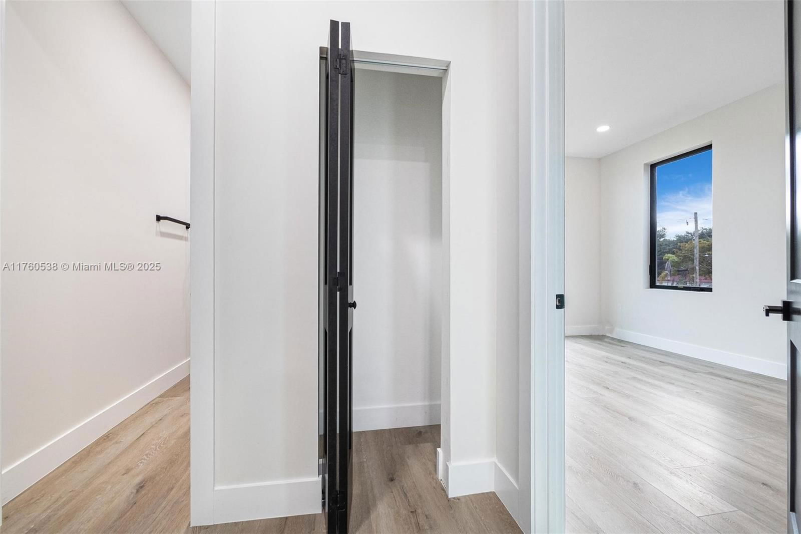 Real estate property located at 533 52nd St #533, Miami-dade, Railway Shops Addn 2nd Am, Miami, FL