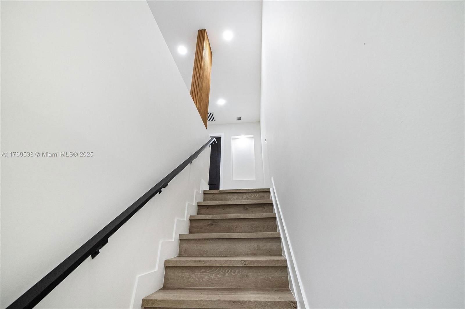 Real estate property located at 533 52nd St #533, Miami-dade, Railway Shops Addn 2nd Am, Miami, FL