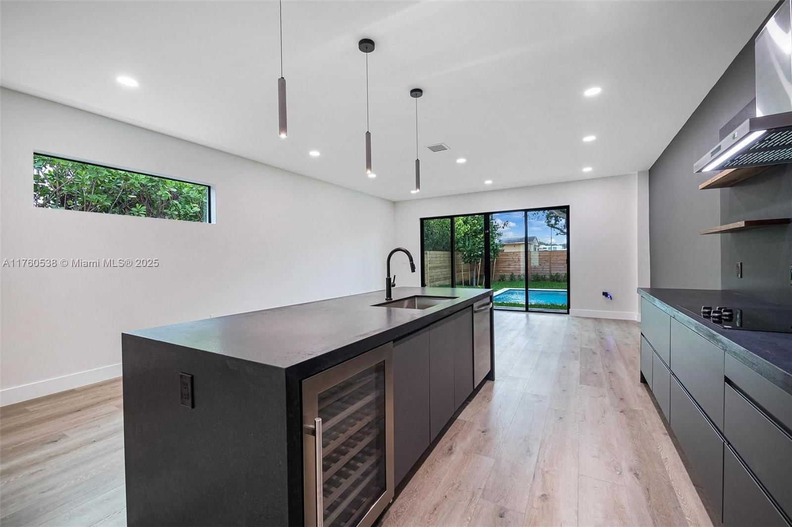 Real estate property located at 533 52nd St #533, Miami-dade, Railway Shops Addn 2nd Am, Miami, FL